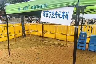 定律失效？湖人客场险胜黄蜂取得三连胜